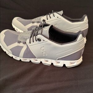 On Running Men's Two-Tone Gray Athletic Shoes